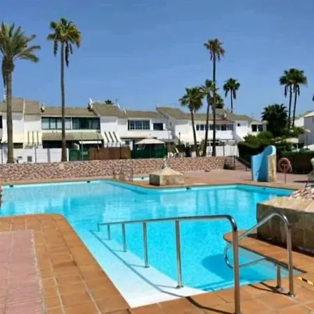 La Casa De Massia * San Bartolomé